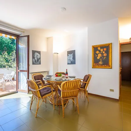 Gaya Center Apartment *