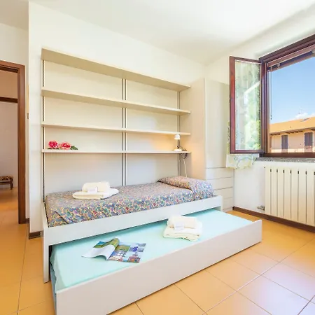 Gaya Center Stresa
