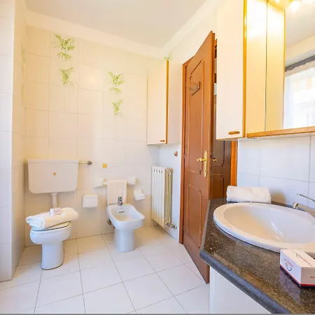 Gaya Center Apartment *